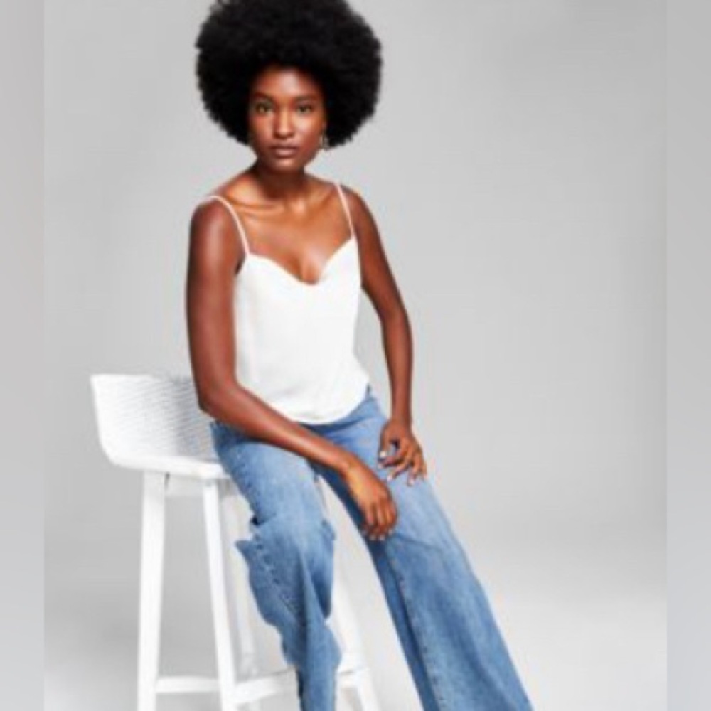 NWT AND NOW THIS Satin Cowlneck Camisole Creme Size Large